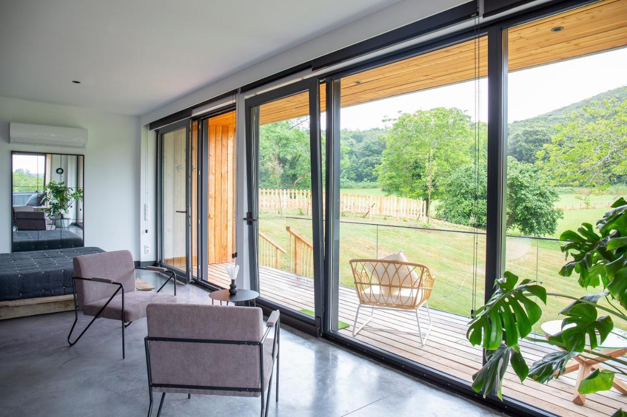 Vibe Luxury Cabins Arnuero Luaran gambar